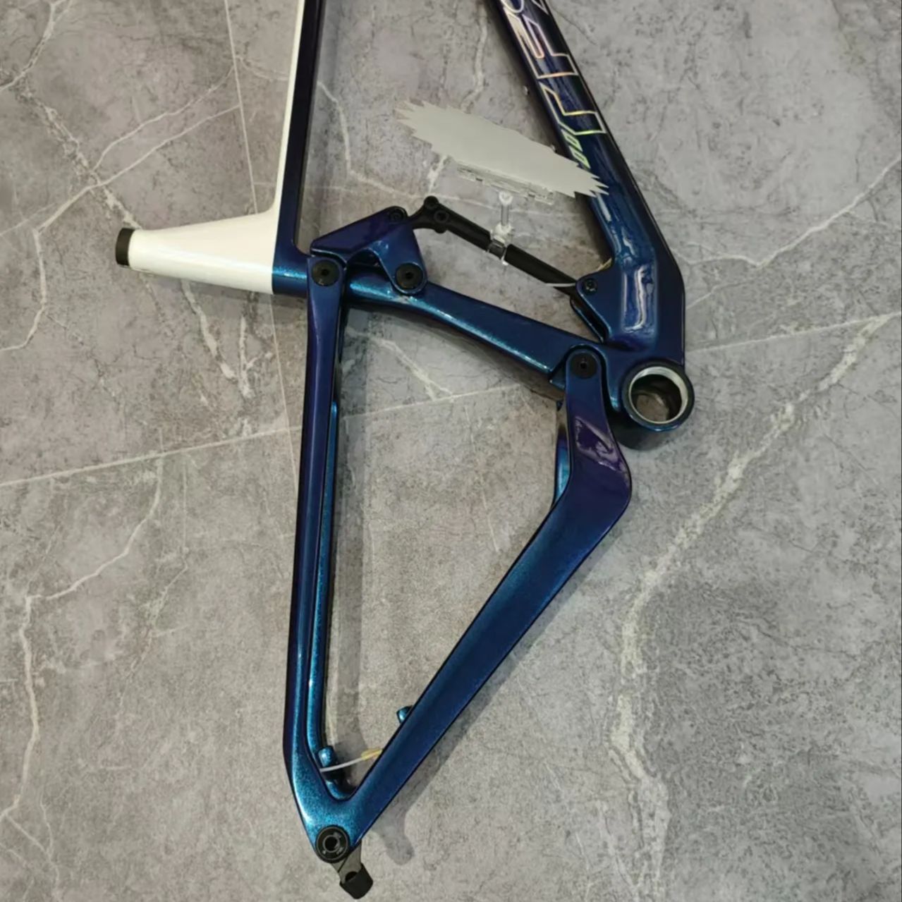 New MTB Carbon Fiber Soft tail - Mountain Biking New Forest review and price